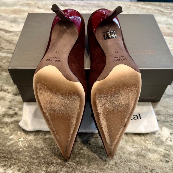 Rare Vintage Gunmetal Brown Suede with Red Patent Leather Pumps - Size 8 - EUC - Picture 7 of 7